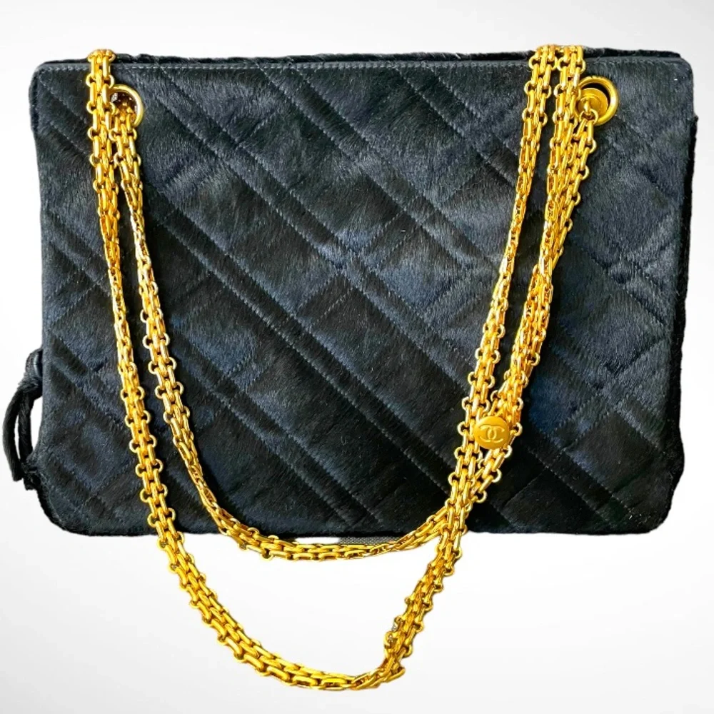 CHANEL vtg pony